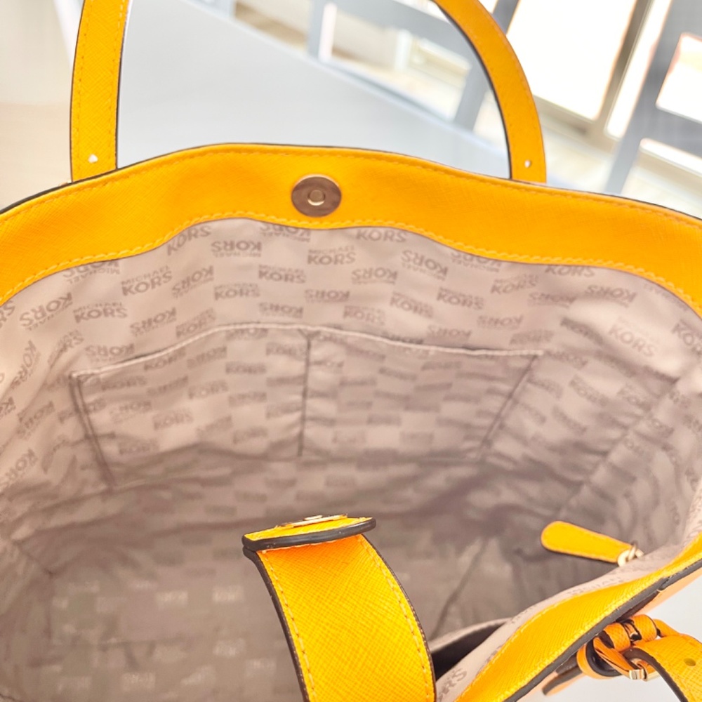 Authentic Michael Kors Bag - image 7